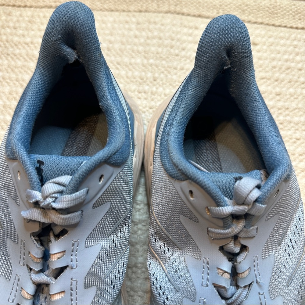 Hoka Blue Fog Arahi 5 Athletic Runnings Shoes 10 B View 4